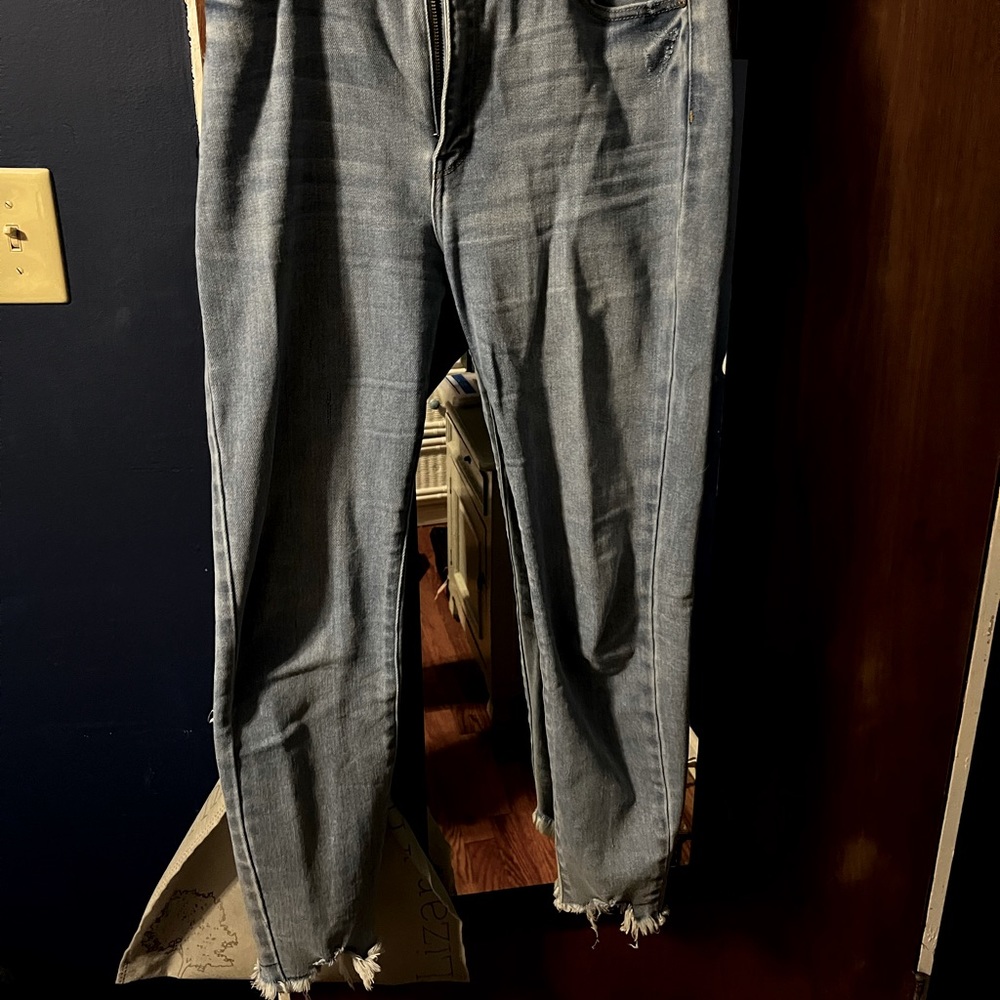 Crop light jeans frayed
